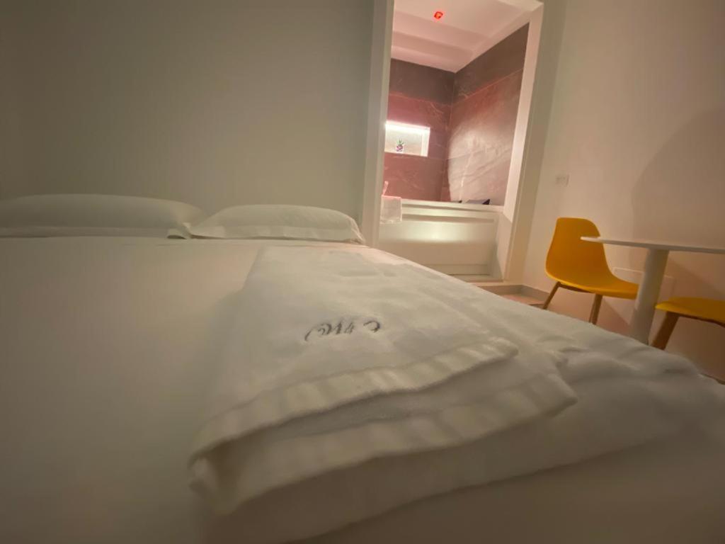 Wal49 Suite Барі Екстер'єр фото