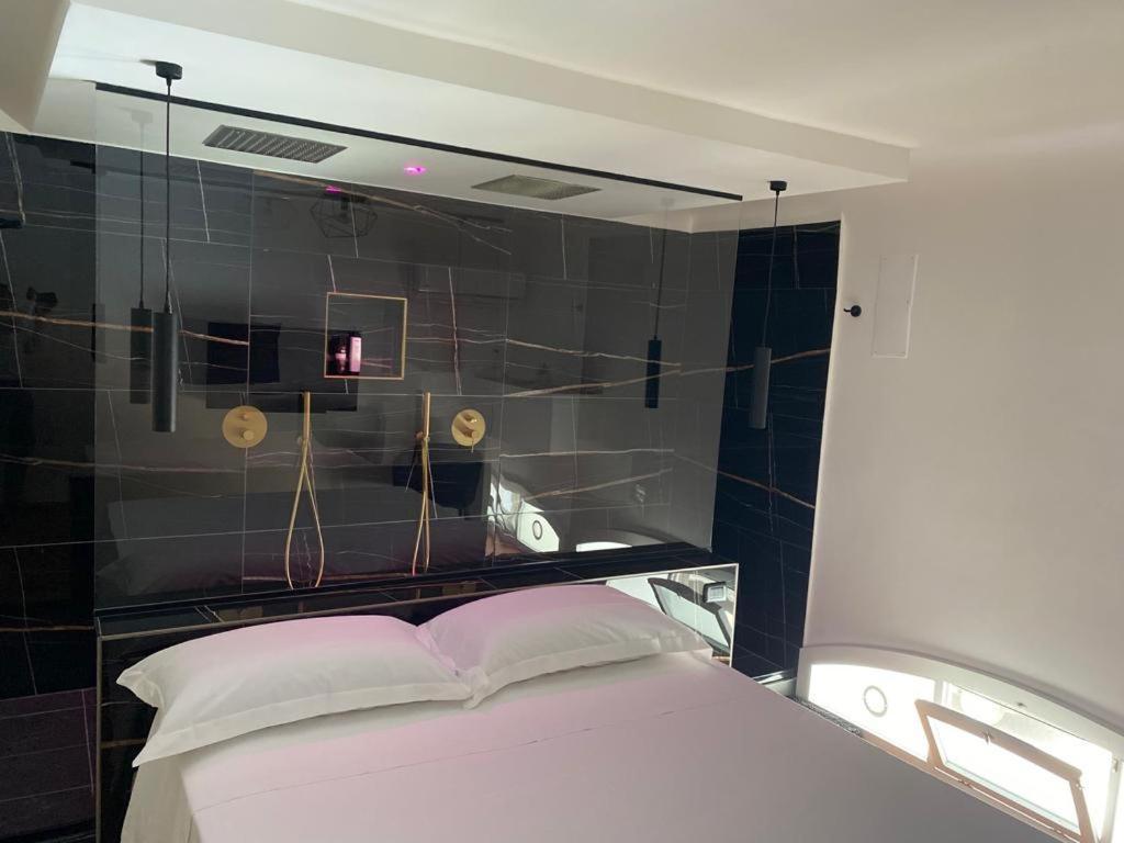 Wal49 Suite Барі Екстер'єр фото